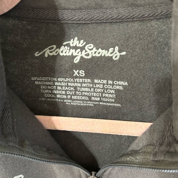 The Rolling Stones 3/4 Half Zip-Up Gray Sweatshirt Pullover Size XS - Picture 3 of 3